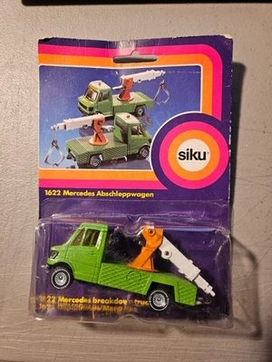 SIKU 玩具 #1622 MERCEDES TOW TRUCK (ABSCHLEPPWAGEN) 绿色 MADE IN GERMENY NIP — 第 1/4 张图片