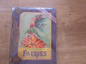 D&D 3E 3.5E GUIDA PRATICA ALLE FATE SW NUOVO COME NUOVO RPG DUNGEON DRAGON HB HC - Foto 1 di 1