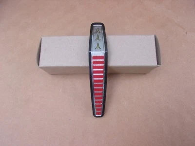  NUEVO 1965 Plymouth Fury II III Rejilla Adorno Plástico Medallón Emblema Foto 1 de 3