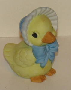 Porcelain Duck Figurine Vintage - Picture 1 of 5