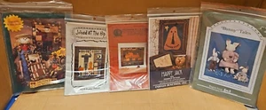 5 Quilt Patterns Sewing Kits Pumpkin, Folk Rabbits, Scarecrow (I) - Picture 1 of 6