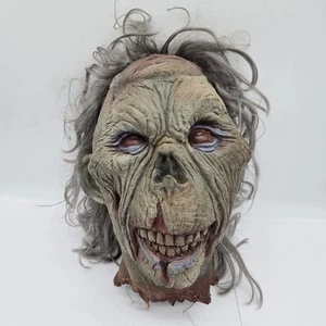 Severed Zombie Head Creepy Dead Halloween Prop Crypt Keeper - Picture 1 of 13