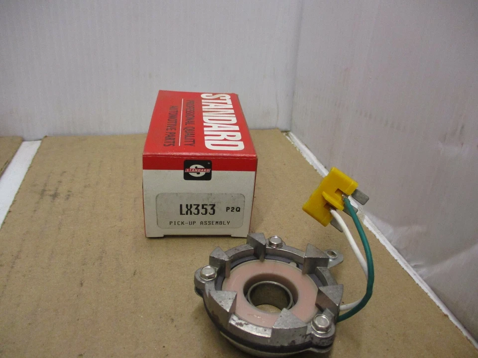 Distributor Ignition Pickup Standard LX353 - Image 1 of 1
