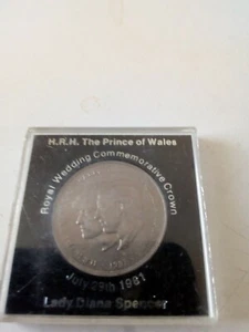 1981 PRINCE OF WALES & LADY DIANA SPENCER ROYAL WEDDING GEDENKMÜNZE KRONE - Bild 1 von 1