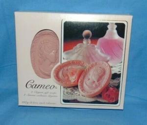 Cameo Gift Soaps in Box Scented - Picture 1 of 2