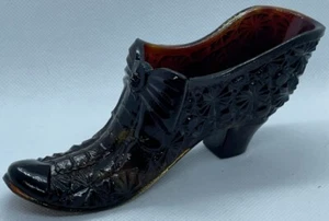 Boyd's Crystal Art Glass Boyd BOW SLIPPER WALNUT SLAG Made USA 3/15/1979 - Picture 1 of 3