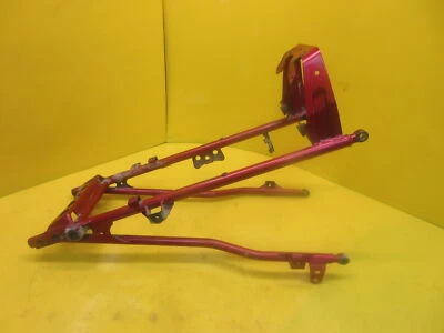 Yamaha Raptor 660R 2004 de fabricante de equipos originales subchasis trasero rojo submarco montaje de extremo trasero  Foto 1 de 4