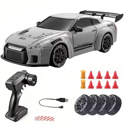 2025 4WD 1:24 Scale RC Drift Car with LED Lights & Extra Tyres – 20KM/H Speed - Bild 1 von 4