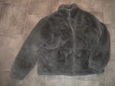 size 12 new look grey supersoft faux fur zip front jacket - Image 1 of 4
