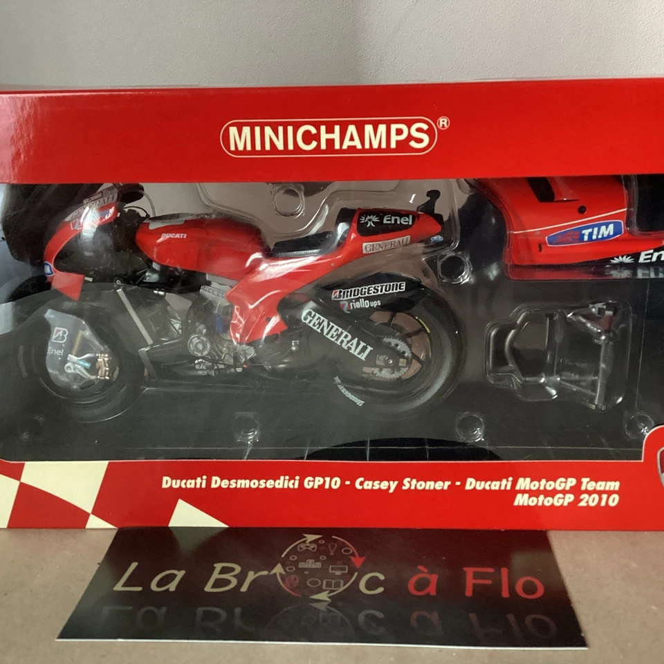 Minichamps 1/12 Collection Moto , Ducati Casey Stoner , MotoGP 2010 - Photo 1/4