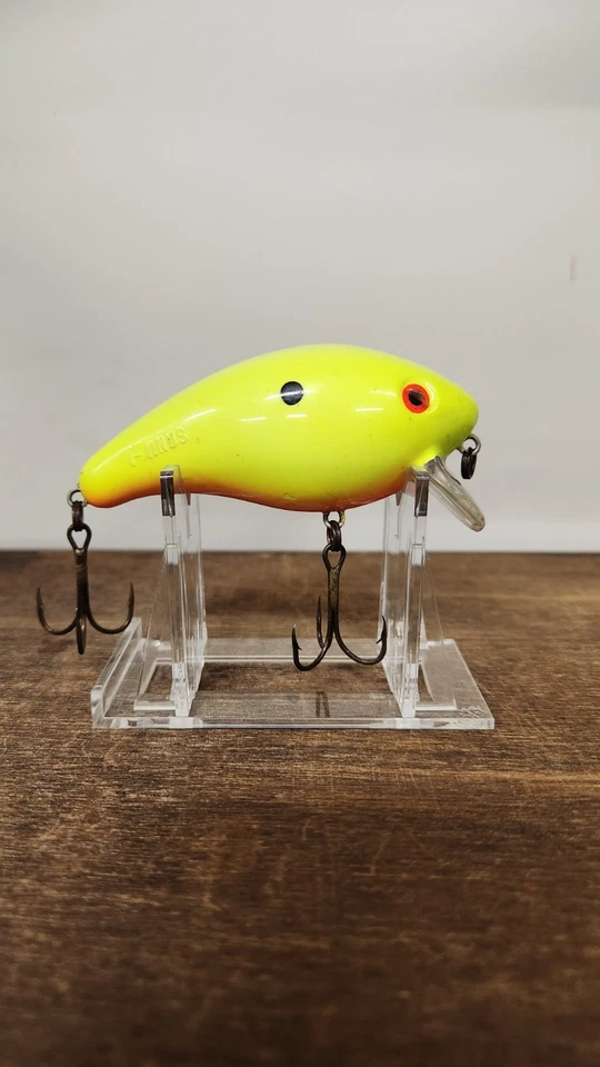 Sello doble vintage Mann’s Mid 1-Menus Crankbait 31/4" Chartreuse/Orange Belly Foto 1 de 4