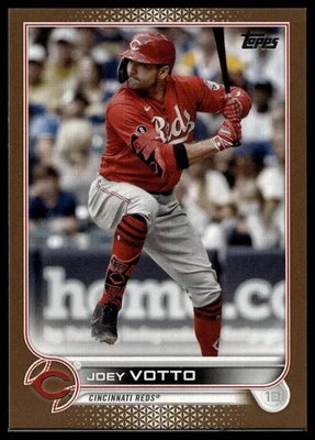 2022 Topps #290 Joey Votto Gold #/2022 - Image 1 of 2