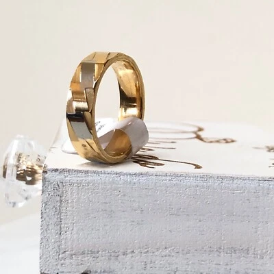 Anillo de acero inoxidable tallado octogonal de dos tonos corte paralelogramo 6 mm tamaño 9 Foto 1 de 4