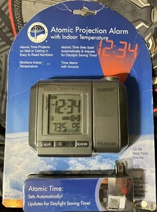 ❄️ La Crosse Atomic Projection Alarm w/ Indoor Temperature WT-5120U New! - Picture 1 of 2