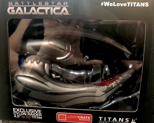 4 Figurines Vinyle Titans – Battlestar Galactica – Édition 2011 – Neuves Sous Blister
