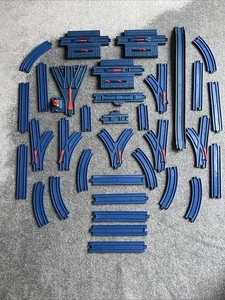 Tomy Trackmaster Thomas The Tank Engine Dark Blue Track Job Lot 34 Piece Set - Picture 1 of 14