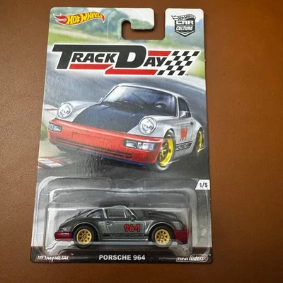 Porsche 964 Hot Wheels Track Day - Изображение 1 из 3