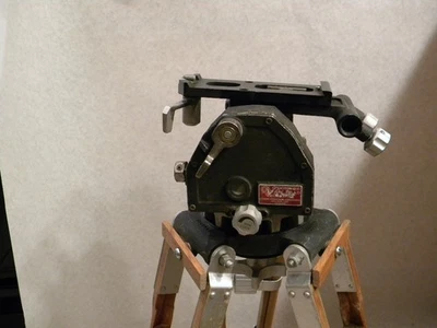 CABEÇA DE TRIPÉ PARA CÂMERA CONNOR - Imagem 1 de 4