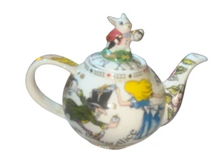 Alice In Wonderland Large Tea Pot 2004 Paul Cardew Mad Hatter's Tea Party 7 1/2” - Picture 1 of 5