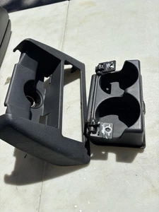 1998 1999 2000 Toyota RAV4 Rav-4 Flip Down Dash Retractable Cup Holder Bezel - Picture 1 of 3