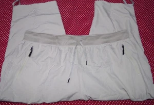 NWT Soothfeel Womens Size 3XL Khaki Cargo Capri Pants Quick Dry Active Pull On - Picture 1 of 3