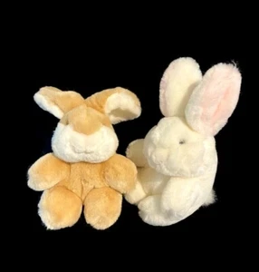 Vintage Gund LOTTO DI 2 coniglietti di erica orecchie bianche rosa peluche 1982 - Foto 1 di 2