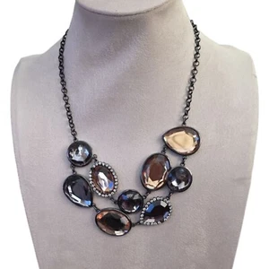 Collar Dana Buchman llamativo gemas lágrima con pedrería - Imagen 1 de 7