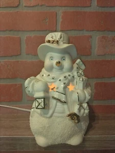 LIGHT UP SNOWMAN Holiday Nite Lite KIRKLAND CHRISTMAS Hand Painted Figurine VTG - Picture 1 of 16