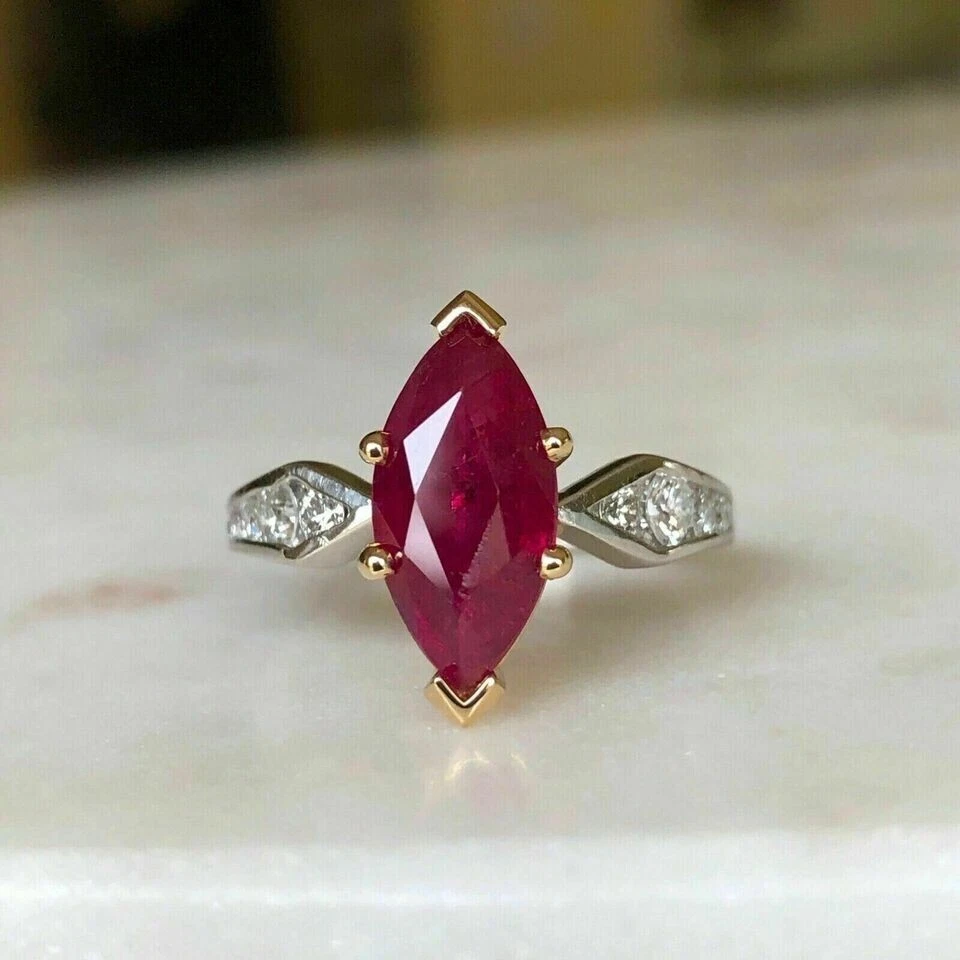 Anillo para mujer 2 quilates corte marquesa simulado rubí rosa chapado en oro blanco de 14 quilates plateado Foto 1 de 4