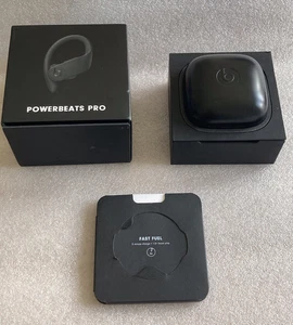 Genuine - Beats by Dr. Dre Powerbeats Pro - Black - A2078 - CHARGING CASE ONLY - Picture 1 of 16