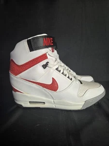Nike Revolution Sky Hi weiß und rot Keilabsatz Turnschuhe - Bild 1 von 6
