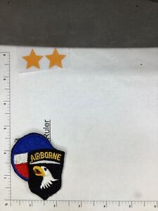 VINTAGE US ARMY GROUND FORCES/101st AIRBORNE MINIATURE PATCH