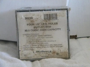 Mulberry 30239 Four 1/2" Holes Outlet Box 30.5 Cubic Inch Capacity NOS - Picture 1 of 4