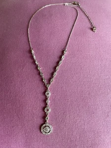 Elegante Collar Nina Ricci Tono Plata Cristal Transparente Gota - Imagen 1 de 8