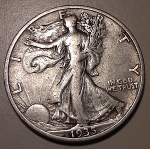 1935-S San Francisco Mint US 50C Walking Liberty Half Dollar 90% (62-5911/WB1) - Picture 1 of 2