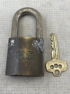 Vintage BEST Padlock Lock with KEY Shackle 11/32" Old Used - Picture 1 of 7