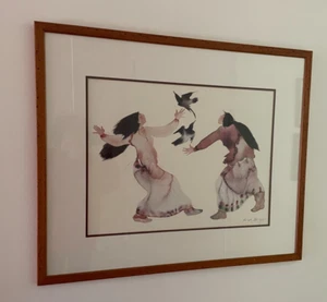 Figuras nativas americanas enmarcadas litografía de Carol Grigg aprendiendo la danza - Imagen 1 de 4