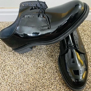 Neu im Karton Bates Herren Hochglanz Uniform Schuhe Größe 11D Men’s Oxford - Bild 1 von 8