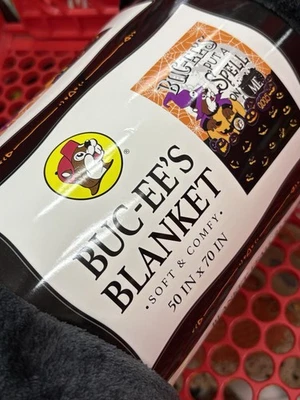Buc-ee's PUT A SPELL ON ME Halloween 2025 Soft Plush Throw Blanket 50" x 70" - Image 1 of 2