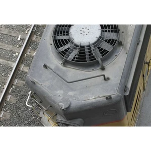 N SCALE REAR FAN GRAB IRON - 'V' STYLE (3) ITEM# BLMA94 - Picture 1 of 1