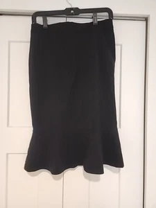 Black Carmen Marc Valvo Size 6 Women's Skirt With Frill At The Bottom - Picture 1 of 3