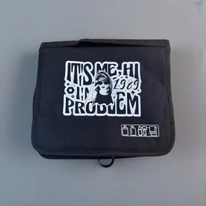 Taylor Swift Swiftie Hanging Travel Case - Picture 1 of 4