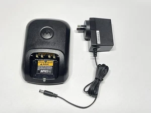 Motorola Impres Single Unit Rapid Desktop Charger Cradle 230V WPLN4256 WPLN4226A - Picture 1 of 7