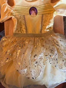 ❤Vestido Amarillo Princesa Bella Disney Niñas/Disfraz Halloween Talla XS 4/5 NUEVO CON ETIQUETAS - Imagen 1 de 8
