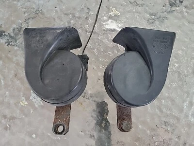 2008 Lexus ES350 Pair Horn Alarm Siren 86520-48030 OEM - Image 1 of 4