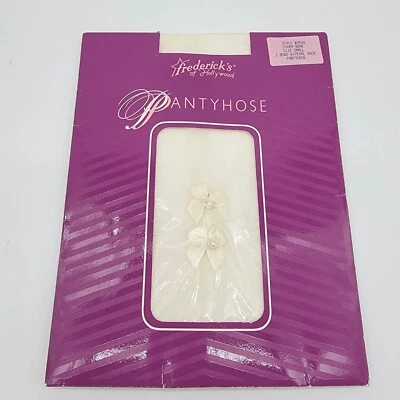 Pantimedias de colección Fredericks Of Hollywood arcos traseros perlas marfil S nuevas de Lote Antiguo Foto 1 de 4