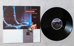 DISQUE VINYLE MAXI 45T/ DARYL HALL / JOHN OATES "DOWNTOW REMIX" 1988 ARISTA - Imagen 1 de 2
