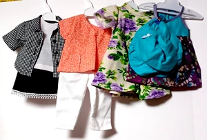 Lote de trajes de muñeca de 18" para American Girl, OG hechos a mano nuevos con perchas - Imagen 1 de 9