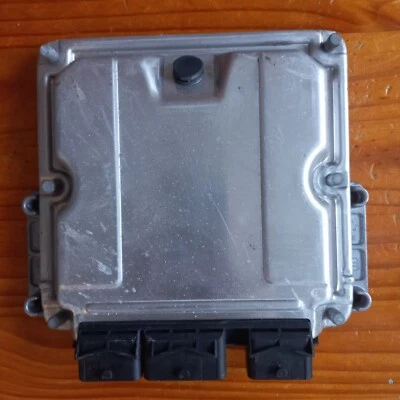 CALCULATEUR  PEUGEOT 406  HDI  -DÉCODÉ- BOSCH EDC15C2  0281010876 / 9647474180 - Immagine 1 di 2