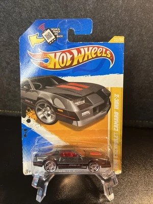 Chevrolet Camaro Iroc-Z 1985 modelos Hot Wheels variante negra Foto 1 de 4